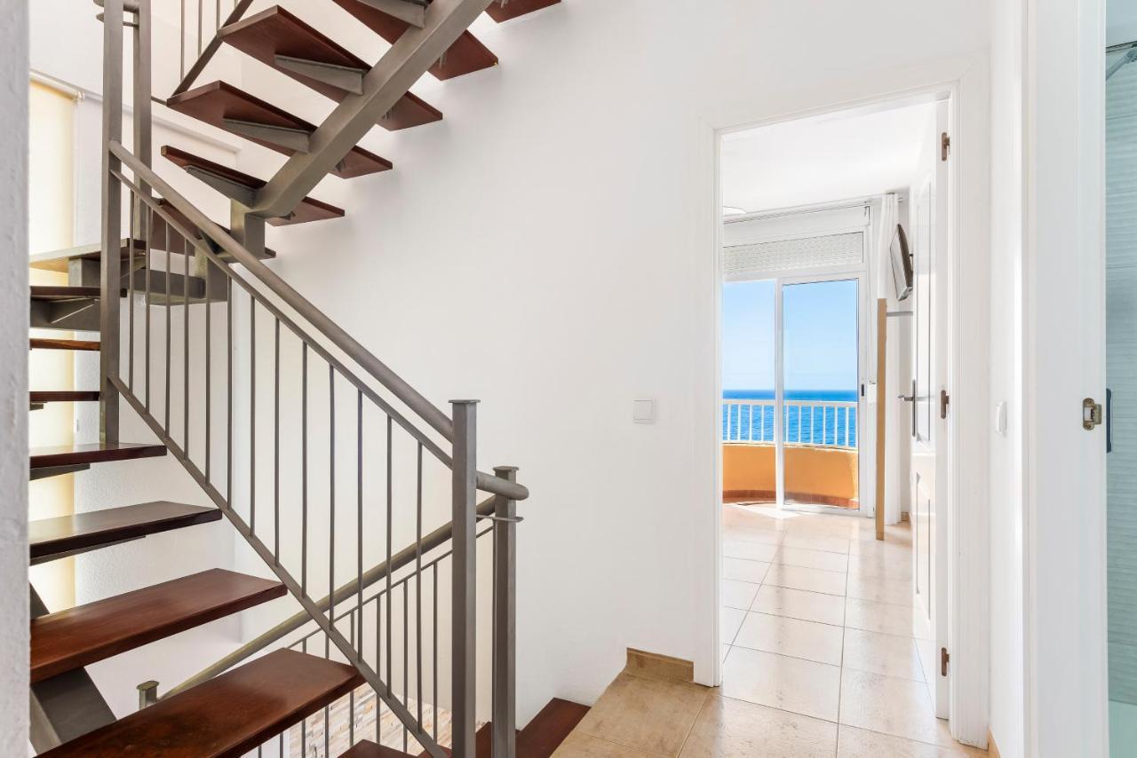 Beachfront Triplex With Swimming Pool & Parking Radazul Exterior foto