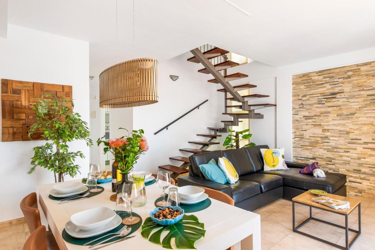 Beachfront Triplex With Swimming Pool & Parking Radazul Exterior foto